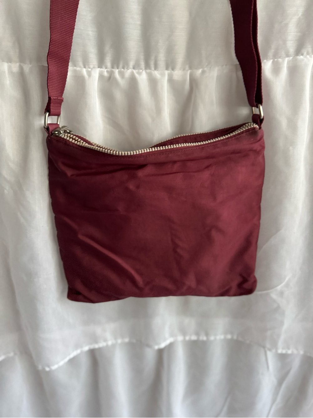 Baggallini Multi-Pocket Crossbody Bag - Picture 8 of 11